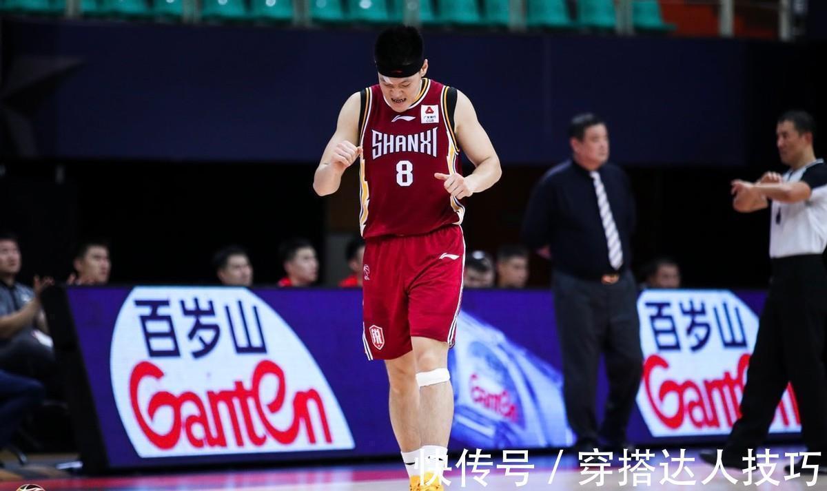 命中率|恭喜中国篮坛！北大后卫打高诗岩13中10砍25+3，CBA人才济济