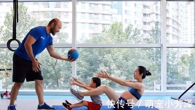 胎宝|22周四维彩超第一次见胎宝,被丑哭,这些原因导致胎儿看起来丑