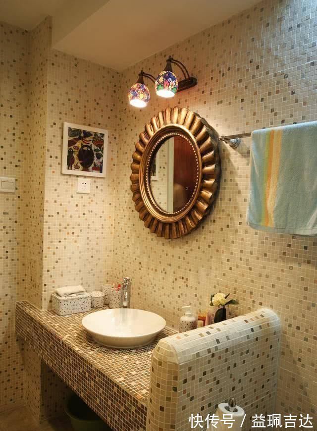 款款|去邻居们家串门，一进门就被入户鞋柜惊艳到了，款款漂亮又实用