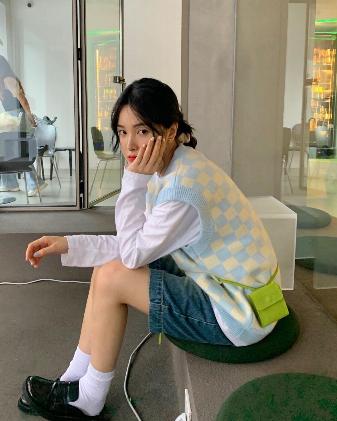 搭配|想穿出韩系穿搭的精髓,懂得“配色”很关键,这些穿搭值得借鉴