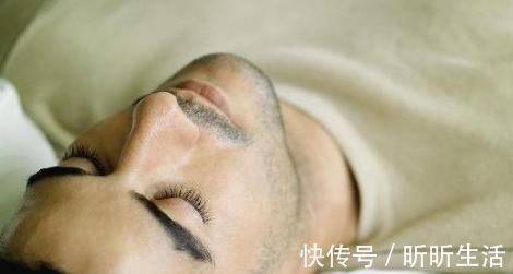 肠胃|早晨起床喝水对身体好,可是要留意,喝的方法不对就是在找麻烦