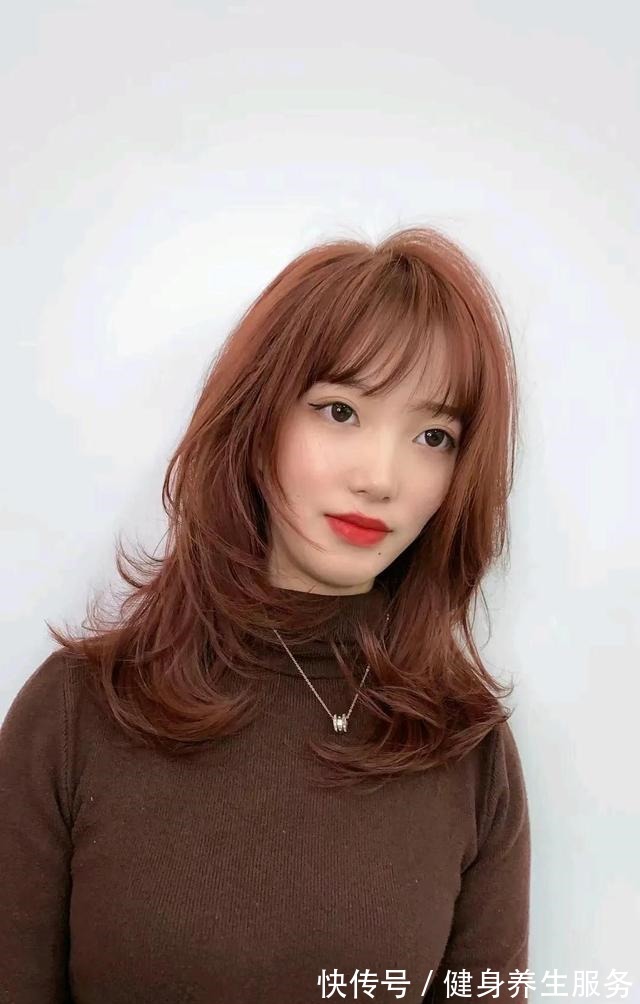 低层次 女士发型别乱剪,想换发型先看看这3种,时尚利落显气质!