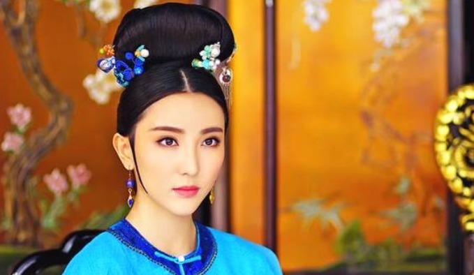 宫女|历史上最出色的一位宫女,康熙把她的坟墓建在皇墙边,陪伴自己!