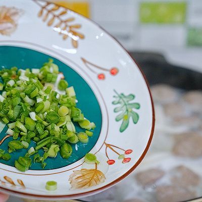 萝卜牛肉丸汤年糕