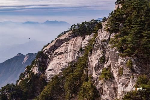 大别山区唯一的5A级景区，横跨两省，风光不逊九华、天柱