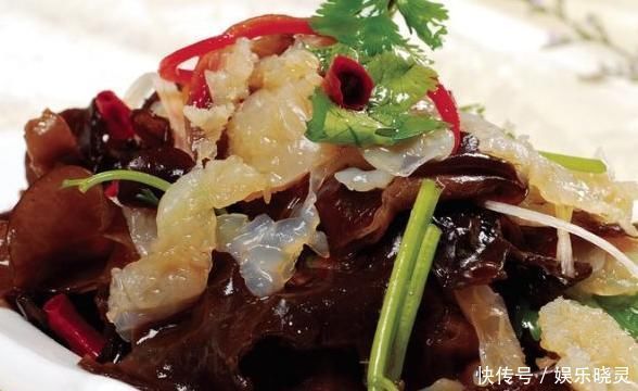 中年|黑木耳与一物搭配炒,清理血管,燃脂瘦身,身材棒棒,养好气色