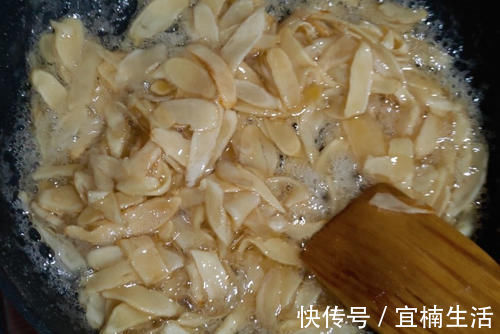 冬天必备小零食,手脚冰凉就吃它,每天来两块,驱寒暖胃顺利过冬