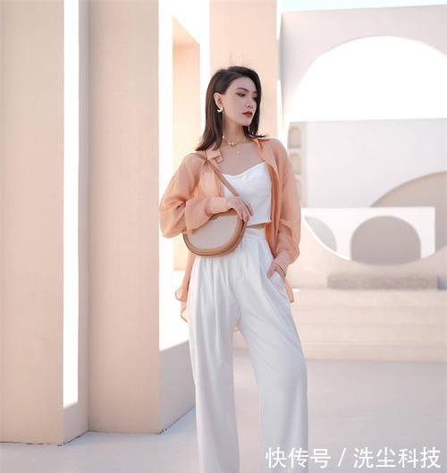 小姐姐 方脸的女生适合什么发型、穿搭?送你一份形象指南,够用四五年了