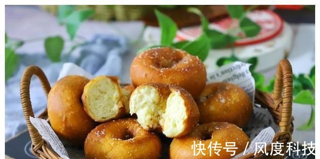 面包这做法火了，不用烤箱，不加一滴水，柔软香甜超好吃