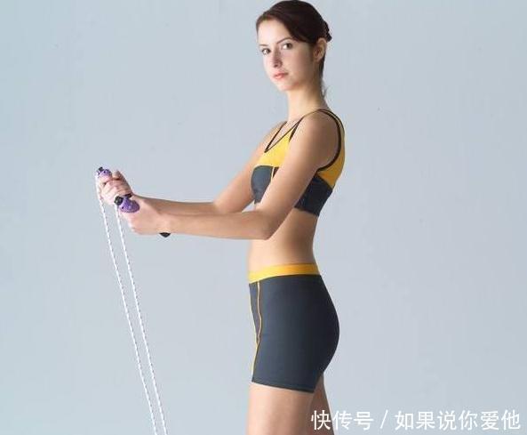 体重|女人饭后“3个动作”,每天10分钟,1个月体重悄悄降下来