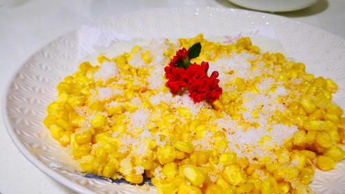 好吃|玉米别煮着吃了,煎一煎做成玉米烙,好吃又营养,大小朋友都喜欢