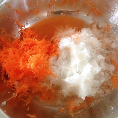 营养又美味的炸素丸子，粉丝与胡萝卜的新吃法，新奇搭配，味道绝美