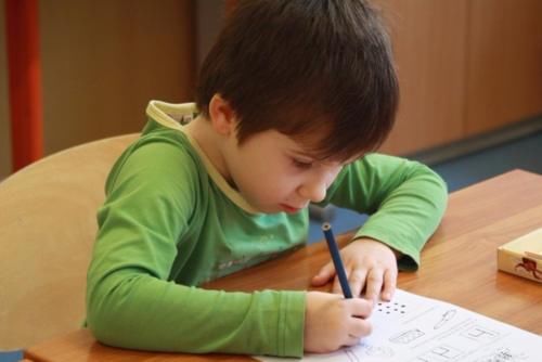 妈妈的血型会影响孩子的智商？外国教授：不是胡说，有科学依据