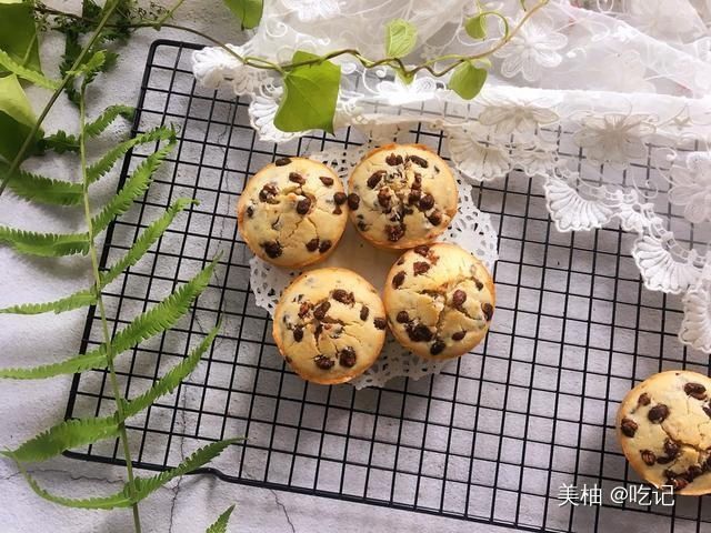 蛋糕样子可爱,口感松弛,蜜豆蛋糕营养丰富