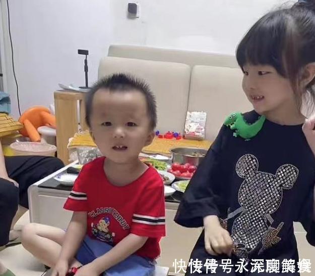 宠爱|悦悦委屈落泪,田静蹲坐一旁安慰,网友:带娃不易啊