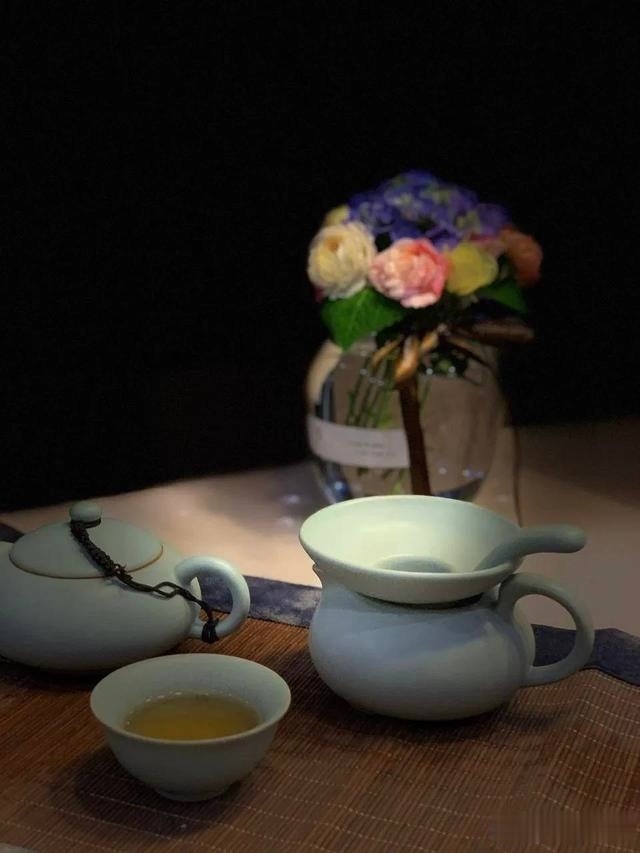 圆滚滚的绣球，瀑布般的花墙，这届花友也太会种花了吧