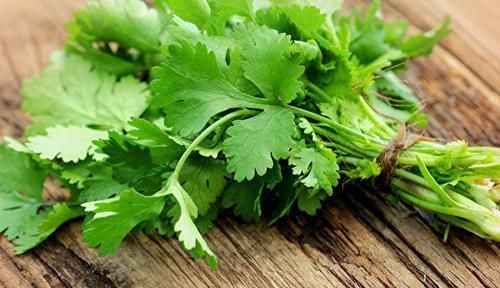 中年人推荐常吃几种食物，排毒养颜，延缓衰老，好处多多