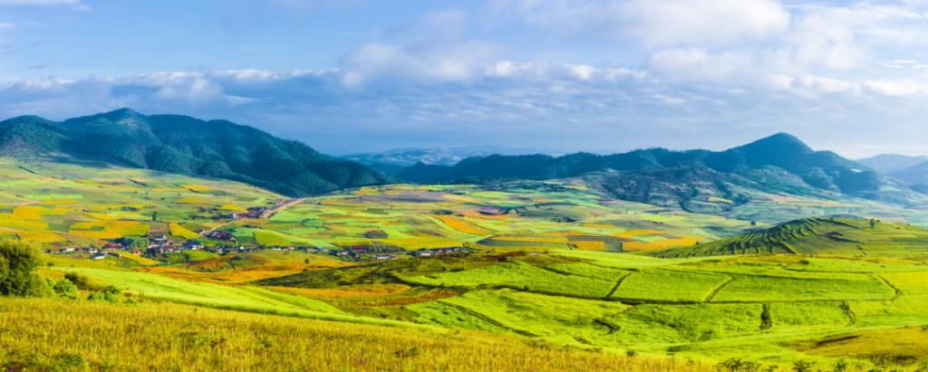 大地|格萨拉生态旅游区：“大地画廊，仙境格萨拉”