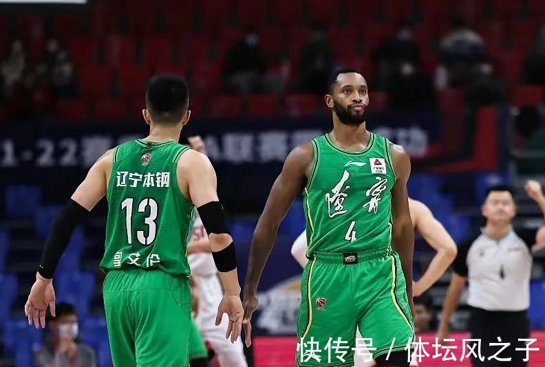 篮板|辽宁男篮惨败,却难掩一人高光,同时也凸显出球队最大短板