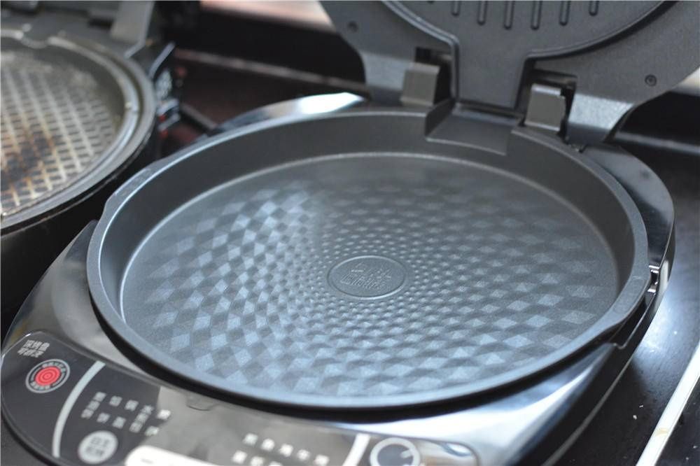  定期更新电饼铛，这次选了个易清洁的，早餐、午餐、晚餐都在行