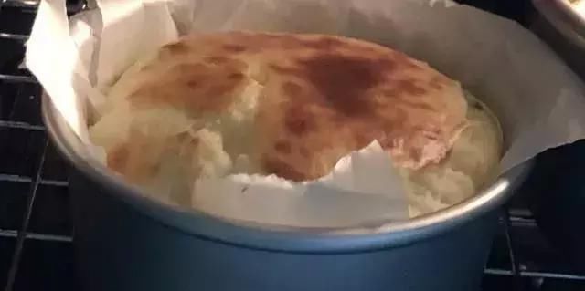 蛋糕这样做，简单又好吃，10分钟超快手，搅一搅，烤熟就能吃