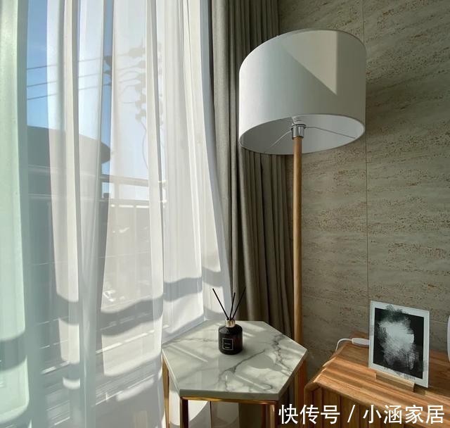 窗帘|新家好不好看，一半靠软装，59㎡精致宽敞夫妻俩谁也不嫌小！
