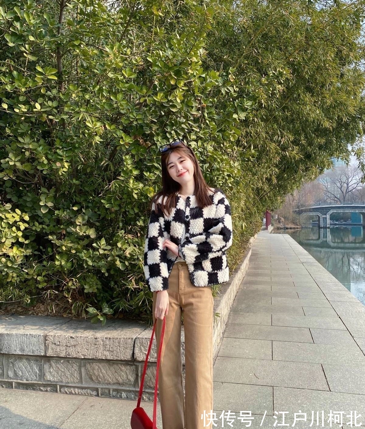 毛衫 过年怎么穿?9种甜美清纯感穿搭等你解锁,养眼又时髦,快来看看