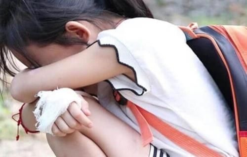 生长激素|女孩子来月经后,身高还会增长吗?多数父母误解了,早知早获益