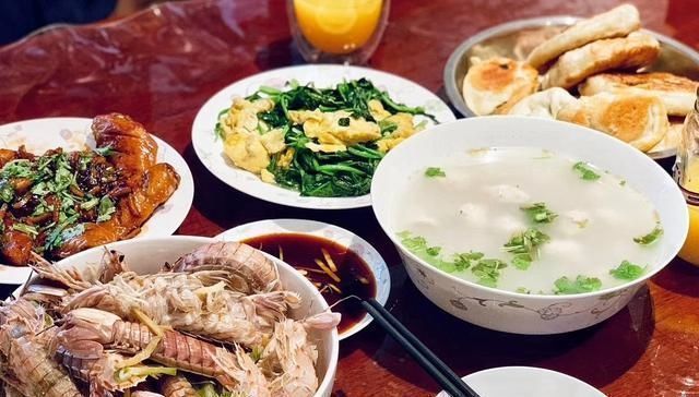 东北婆婆手真巧,每日晚餐换花样,儿媳拍照发圈,网友看馋了