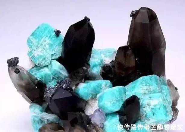 全球最美的石头,色彩斑斓,百闻不如一见!