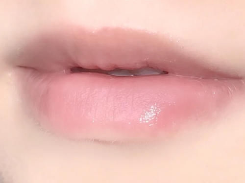 冬天嘴唇干燥,原来你缺这些唇部护理好物!