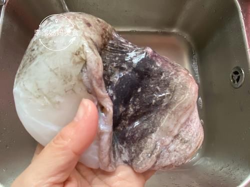  干煸墨鱼，过年必备下酒小菜，又鲜又嫩超好吃，待客家宴少不了