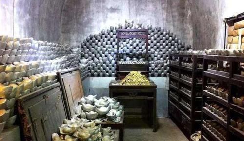 银子|古代的一两银子,放到现在值多少钱你一个月的收入又是几两