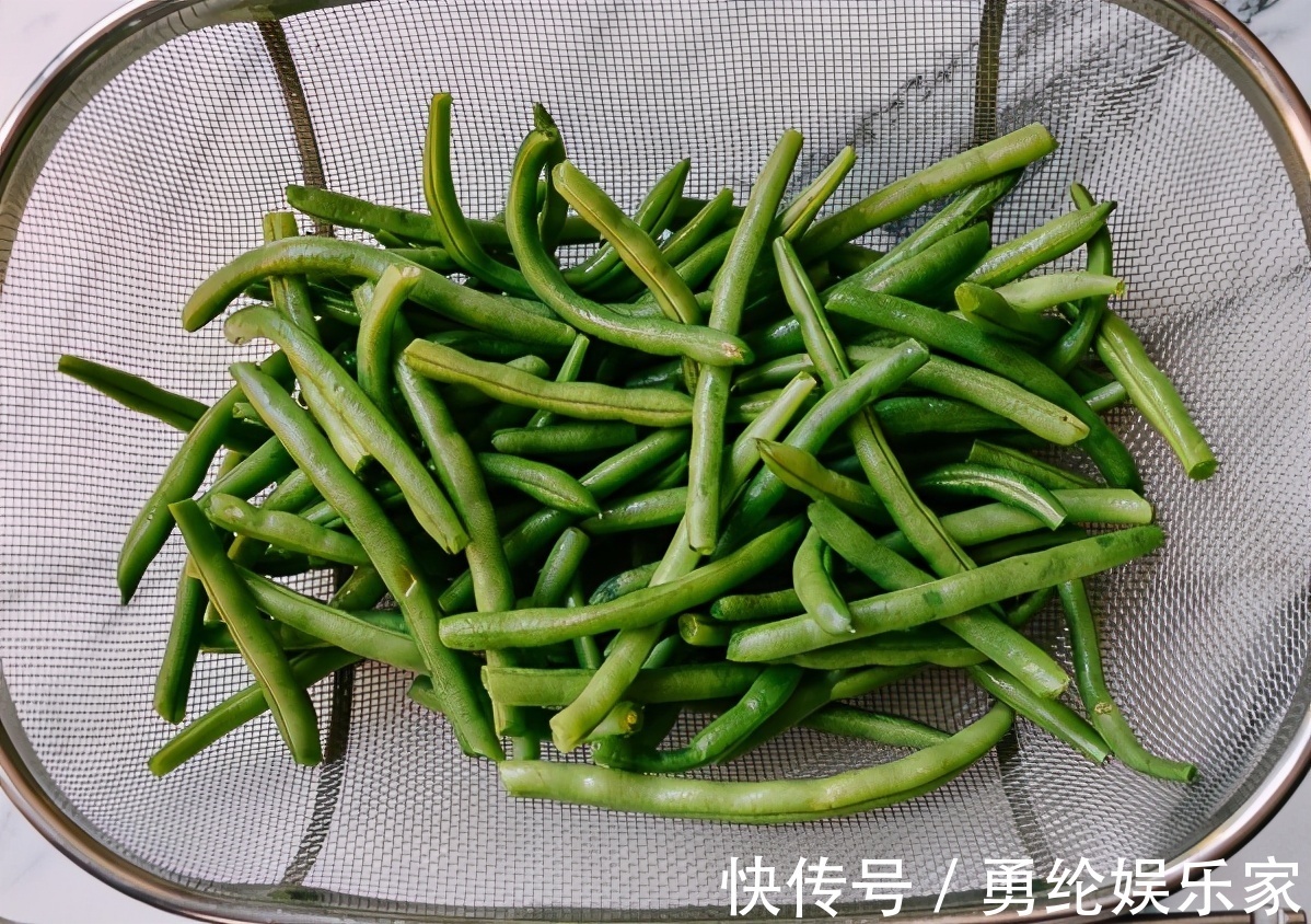 做法|开胃下饭的干煸四季豆,做法简单,香辣开胃,全家都爱吃