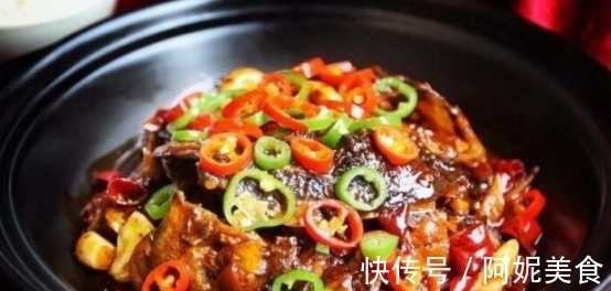 简单食材荤素搭配吃更鲜香,好吃下饭,家人吃过后都夸好吃