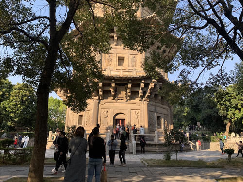 泉州千年古寺来源：这位地主豪捐庄园，换来后世子孙成福建三大姓