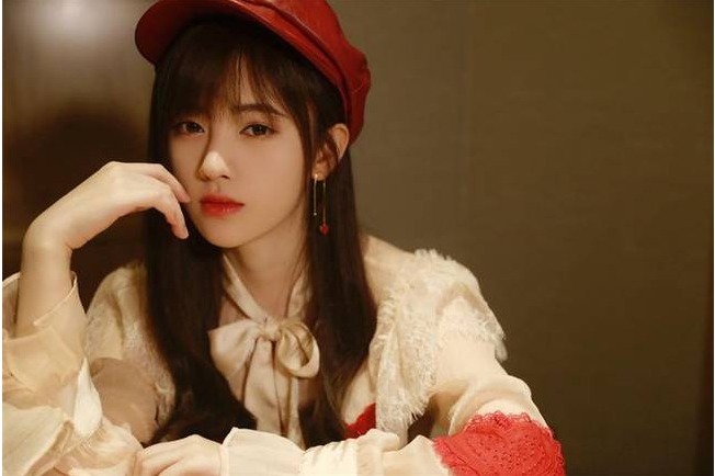 宇宙少女|曾經是同事,如今是導師與練習生,除了吳宣儀,劉雨昕令人唏噓