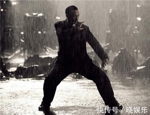 叶问|他身材瘦小却力大无穷,出手必伤人,比武从没败过,名字世人皆知