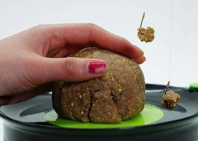 千金难买早知道，这钓鲫招式曾被多数人瞧不起，至今老司机都在用