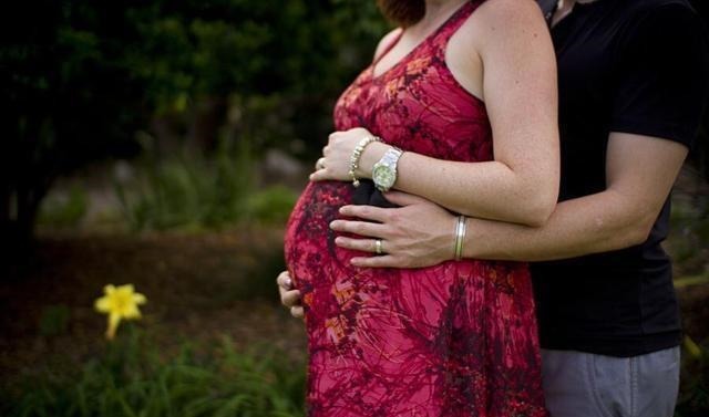 宝爸|“接生了一天全是男孩”,护士随口一个抱怨,让男孩家长心里一紧