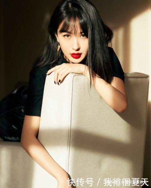 杨颖李菲儿隔空“厮杀”,黄晓明宣布退出《乘风破浪的姐姐2》