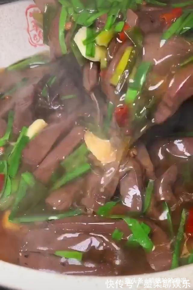 解毒|鸭香扑鼻,口感鲜嫩,补血解毒,不可多得的美味之家常鸭血!