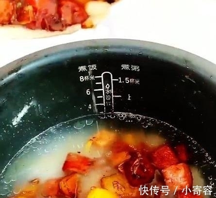 土豆焖饭|懒人必备的一道美食，制作简单，吃起来美味可口，饱腹感又强