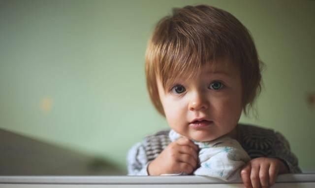 宝宝|孩子经常这样睡,以后发育会落后同龄人一大截