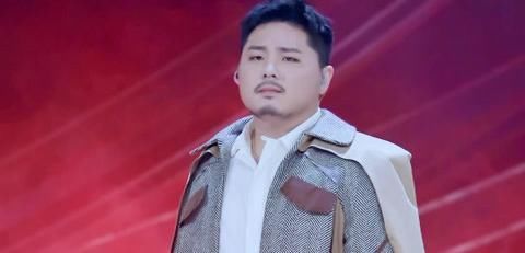 特别有亲和力，第一次公演，目前还无法判断出9人出道位