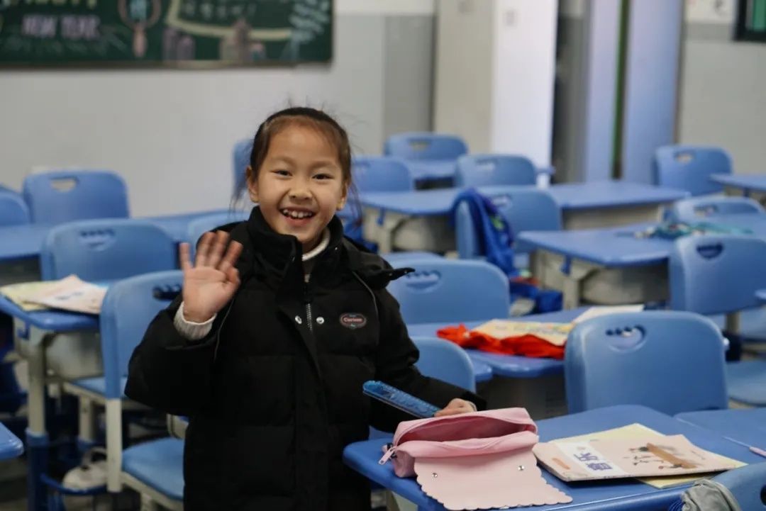 绘本馆|绚烂童年，风采无限！当海曙小学“天空少年”遇上蓝媒小记者！