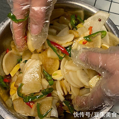 萝卜片|这道腌萝卜，超级简单，绝对下饭