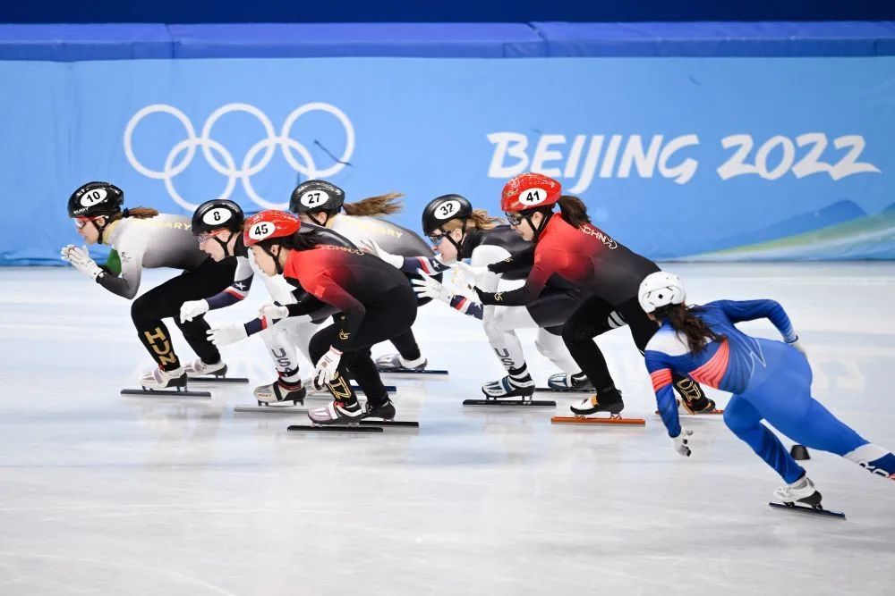 日本队|今日大武汉｜①返程高速路实况②暴雪又来了③女子冰球点杀日本队