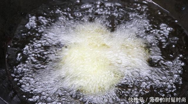 萝卜|萝卜丸子这样做,不用加水,外酥内软,解馋又不腻,比狮子头好吃