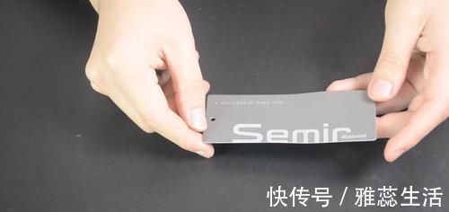 衣服上的吊牌别扔了, 剪几刀, 放在厨房里有大用处, 省钱又实用